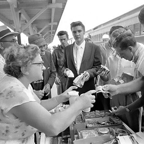 Elvis in Sheffield Alabama am 04. Juli 1956