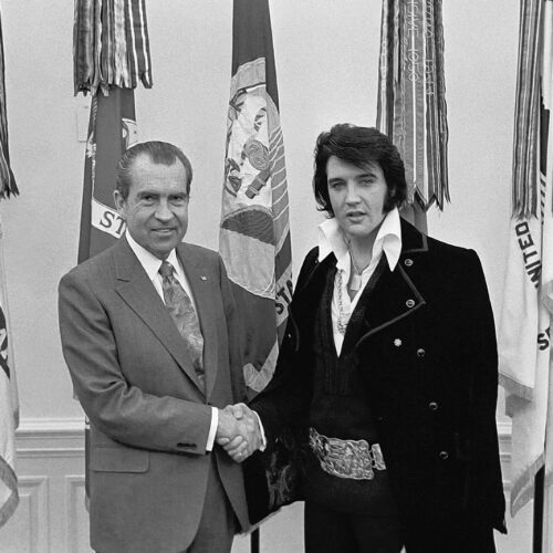 21. Dezember 1970: US-Präsident Richard Nixon und Elvis Presley im Oval Office