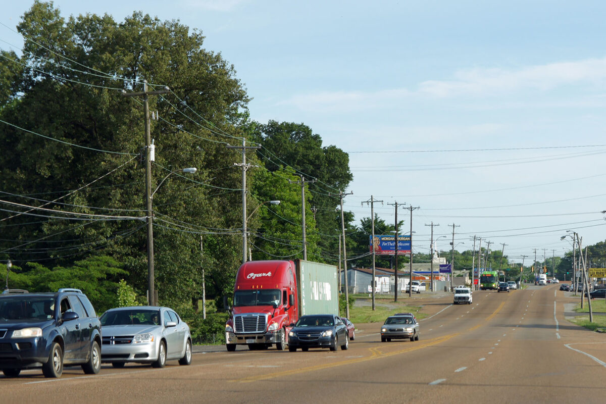 Der Elvis Presley Boulevard ist nicht nur für Fans, die Graceland besuchen wollen, eine wichtige Verkehrsader in Memphis